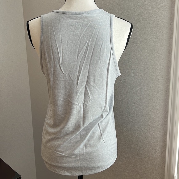 Nike Dry-Fit light gray tank top. Size small - Picture 3 of 5